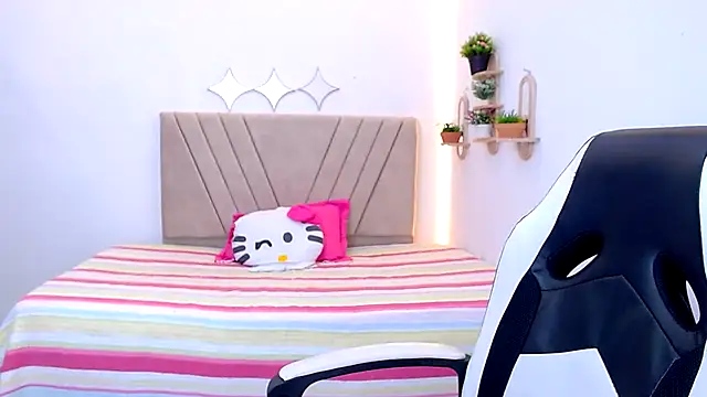 zara cute online show from 25, 5, 2026