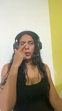 Snapshot of thepicis chatting on 26, 10, 2025 thepicis online show from 26, 10, 2025