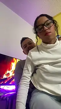 Snapshot of thepicis chatting on 5, 11, 2025 thepicis online show from 5, 11, 2025