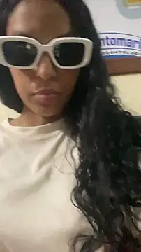 Snapshot of thepicis chatting on 24, 11, 2025 thepicis online show from 24, 11, 2025