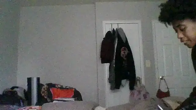 Snapshot of dezzidavill chatting on 24, 5, 2026 dezzidavill online show from 24, 5, 2026