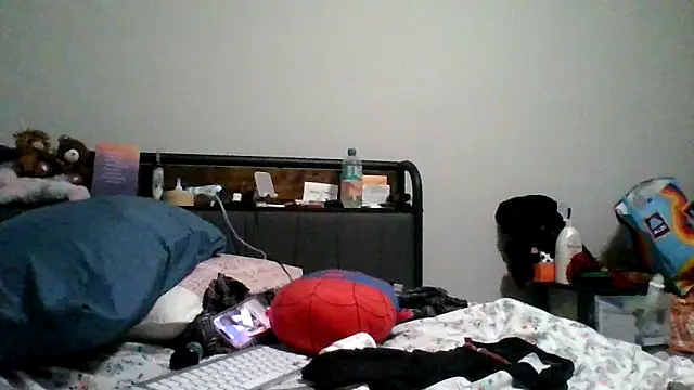 Snapshot of dezzidavill chatting on 14, 6, 2026 dezzidavill online show from 14, 6, 2026