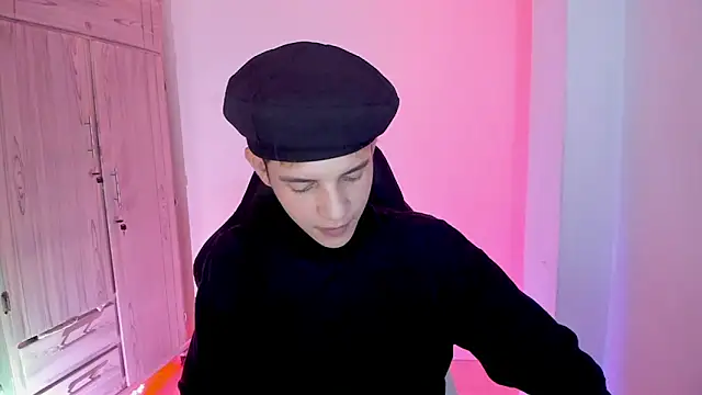 tylernova online show from 9, 2, 2026