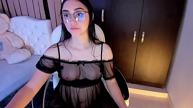 Snapshot of cute_angel4u chatting on 30, 10, 2025 cute angel4u online show from 30, 10, 2025