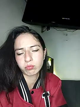 Snapshot of deseox05 chatting on 28, 11, 2025 deseox05 online show from 28, 11, 2025