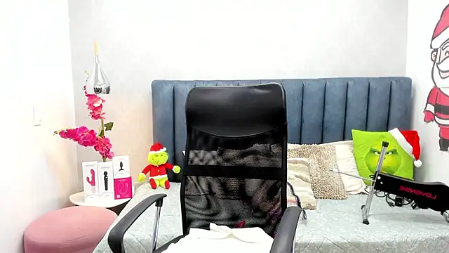 Snapshot of Sasha_Grace chatting on 5, 1, 2026 Sasha Grace online show from 5, 1, 2026