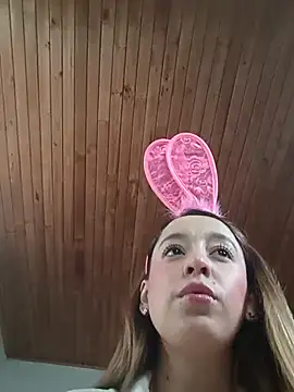 Snapshot of LunaDelire chatting on 28, 10, 2025 LunaDelire online show from 28, 10, 2025