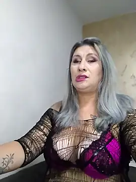 Snapshot of LilithGreenn chatting on 29, 10, 2025 LilithGreenn online show from 29, 10, 2025