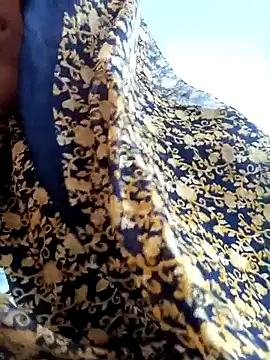 Snapshot of Cutsedi3 chatting on 9, 11, 2025 Cutsedi3 online show from 9, 11, 2025