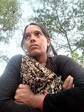 Snapshot of Cutsedi3 chatting on 23, 11, 2025 Cutsedi3 online show from 23, 11, 2025