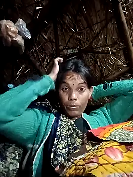 Snapshot of Cutsedi3 chatting on 25, 11, 2025 Cutsedi3 online show from 25, 11, 2025