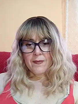 Amelialove42 online show from 14, 5, 2026