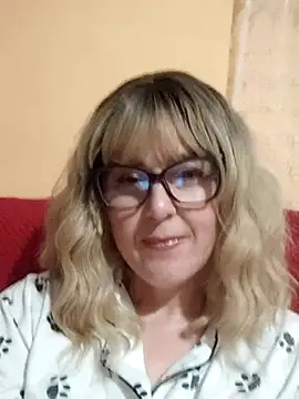 Amelialove42 online show from 5, 6, 2026