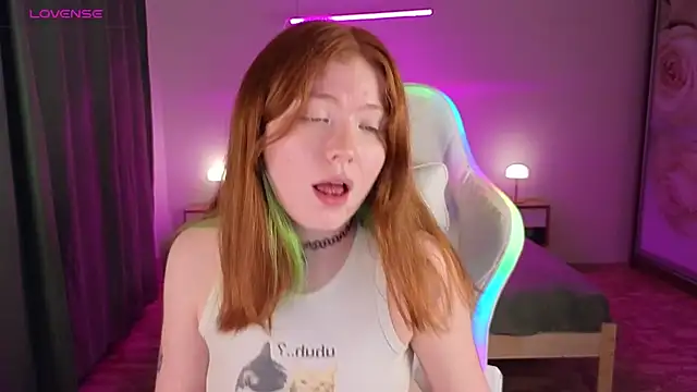Snapshot of GingerCute chatting on 27, 5, 2026 GingerCute online show from 27, 5, 2026