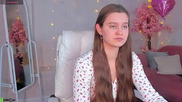 Renesmy Black online show from 25, 2, 2026