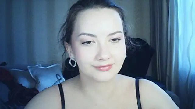 MoodieMira online show from 3, 4, 2026