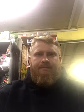 Snapshot of bodywork30 chatting on 10, 10, 2025 bodywork30 online show from 10, 10, 2025