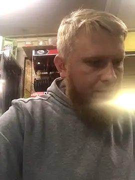 Snapshot of bodywork30 chatting on 23, 10, 2025 bodywork30 online show from 23, 10, 2025