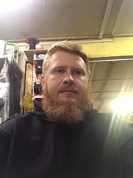 Snapshot of bodywork30 chatting on 22, 11, 2025 bodywork30 online show from 22, 11, 2025