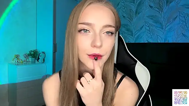 EvaPeace online show from 3, 11, 2025