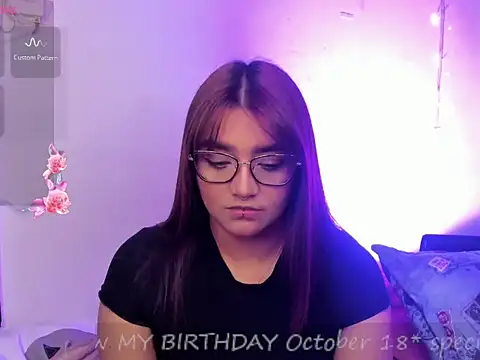 Snapshot of soyanny_1 chatting on 14, 10, 2025 soyanny 1 online show from 14, 10, 2025