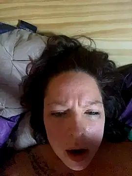 Snapshot of EdNEmSexyBlend chatting on 15, 10, 2025 EdNEmSexyBlend online show from 15, 10, 2025