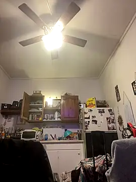 Snapshot of EdNEmSexyBlend chatting on 31, 10, 2025 EdNEmSexyBlend online show from 31, 10, 2025