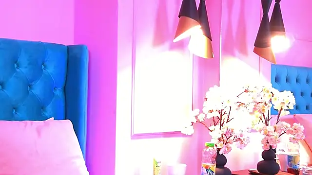 TaliaMorenne online show from 8, 11, 2025