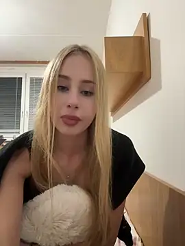 Snapshot of JudithCarly chatting on 23, 10, 2025 JudithCarly online show from 23, 10, 2025