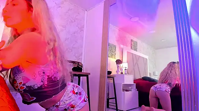 Sophie teller online show from 13, 10, 2025