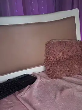 Snapshot of Swweet_Miia1 chatting on 21, 10, 2025 Swweet Miia1 online show from 21, 10, 2025