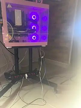 Snapshot of Swweet_Miia1 chatting on 12, 11, 2025 Swweet Miia1 online show from 12, 11, 2025