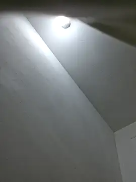 Snapshot of rich_ryx chatting on 18, 12, 2025 rich ryx online show from 18, 12, 2025