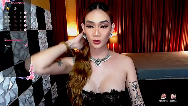 Snapshot of MeatyCockLuna chatting on 24, 11, 2025 MeatyCockLuna online show from 24, 11, 2025