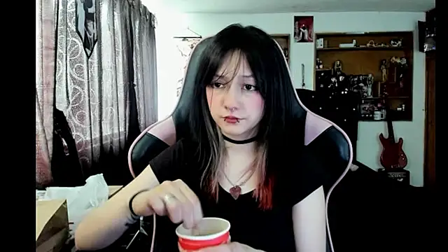 Maki Zein  online show from 14, 1, 2026