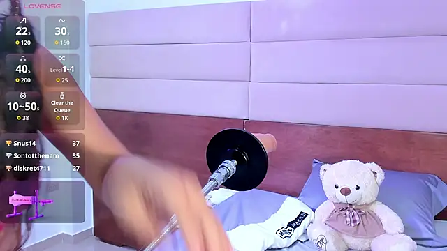 elizabeth liones  online show from 6, 11, 2025