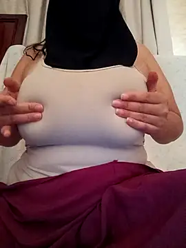 Snapshot of Ranya-50 chatting on 13, 10, 2025 Ranya-50 online show from 13, 10, 2025