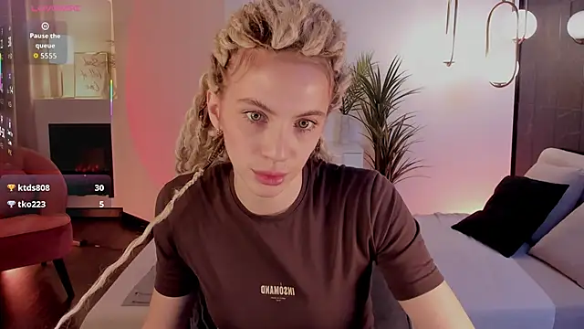 mia silkk online show from 23, 10, 2025