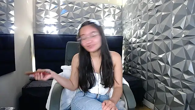 Snapshot of _kita chatting on 21, 11, 2025 kita online show from 21, 11, 2025