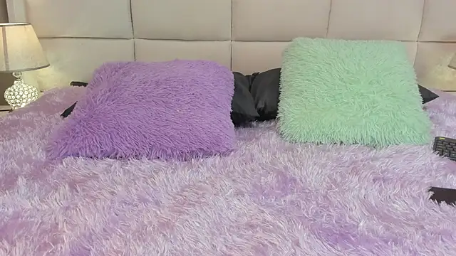 Charlie Storm  online show from 10, 11, 2025