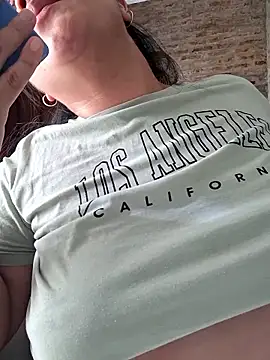 morenalatinaa online show from 12, 1, 2026