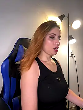 Adeline 1 online show from 19, 10, 2025