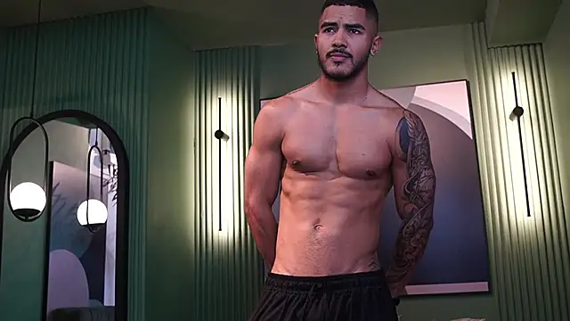 Snapshot of Reik_Vonn chatting on 5, 2, 2026 Reik Vonn online show from 5, 2, 2026