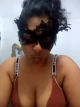 Snapshot of Expose_Queen chatting on 24, 5, 2026 Expose Queen online show from 24, 5, 2026