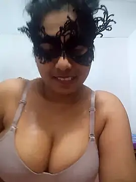 Snapshot of Expose_Queen chatting on 7, 7, 2026 Expose Queen online show from 7, 7, 2026