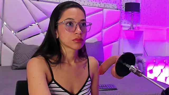 GabbiePrice online show from 26, 2, 2026