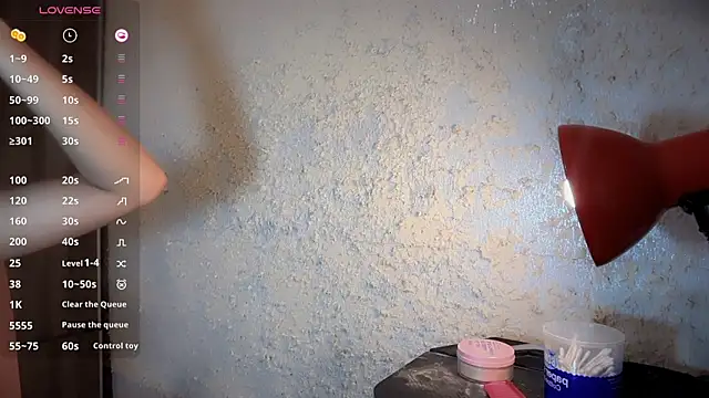 Snapshot of TinyTemptress chatting on 2, 2, 2026 TinyTemptress online show from 2, 2, 2026