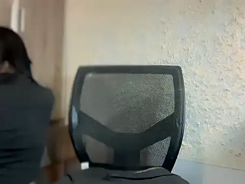 Snapshot of TinyTemptress chatting on 2, 3, 2026 TinyTemptress online show from 2, 3, 2026