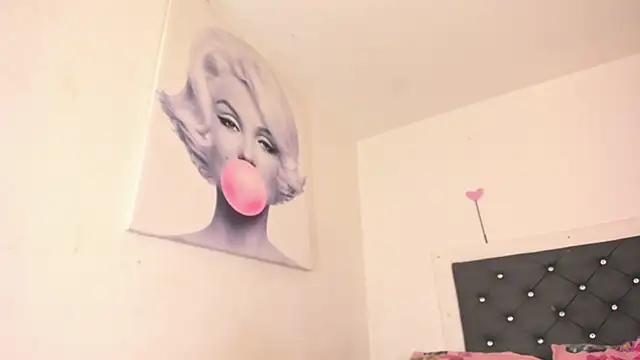 BiancaValentinna online show from 20, 12, 2025