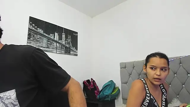 Sofi And Santy online show from 1, 2, 2026